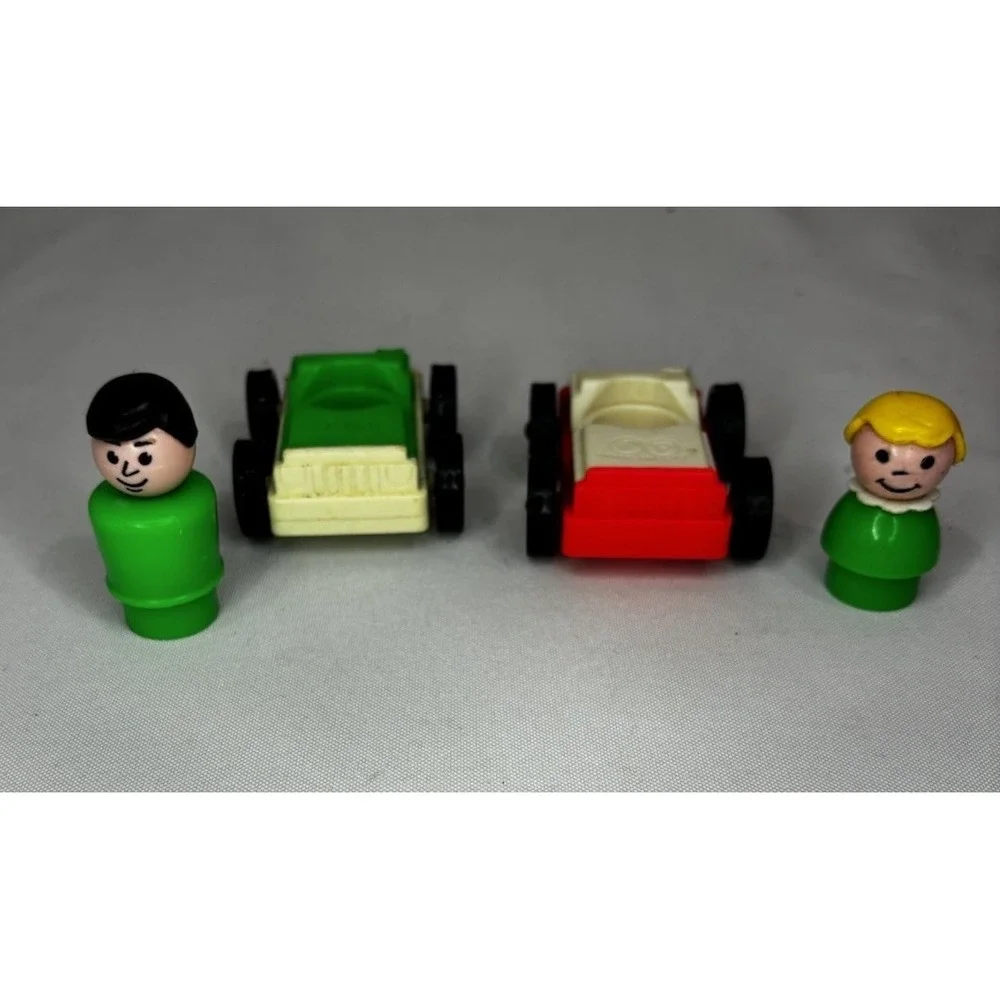 Fisher Price  Little People Little Mart Car Wash Gas Station 1998-Cars & People